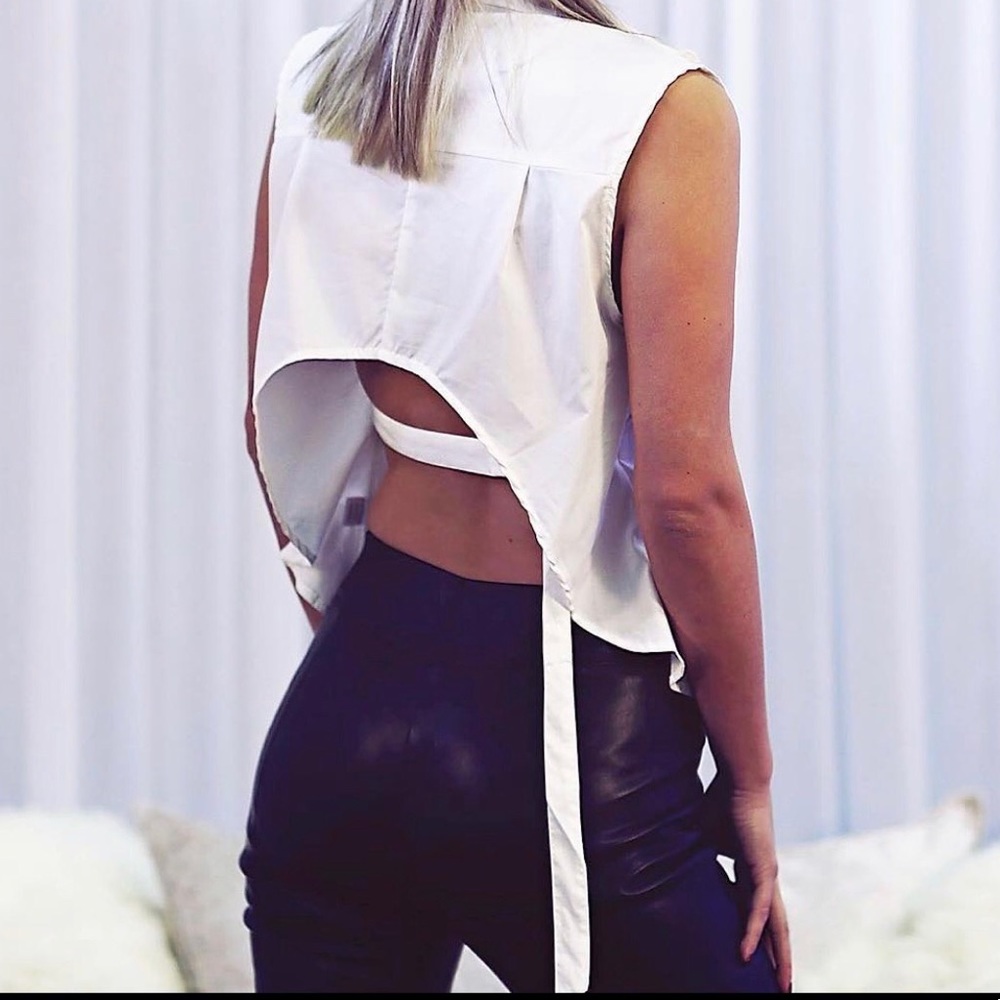 🌞 Button Up Open Back Top
